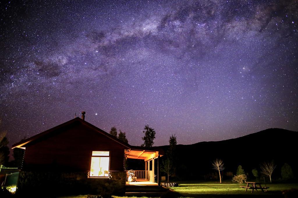 Kepler Oaks Chalet Te Anau Extérieur photo
