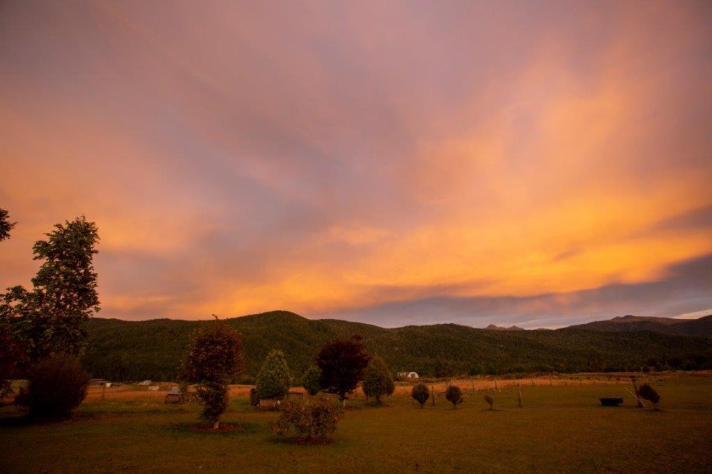 Kepler Oaks Chalet Te Anau Extérieur photo